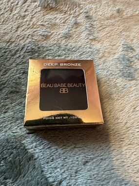 Deep Bronze Powder Bronzer - Deep Bronze